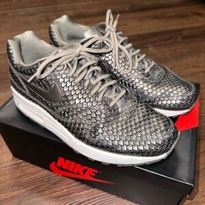 Nike Air Max 1 Reptile Metallic Pewter